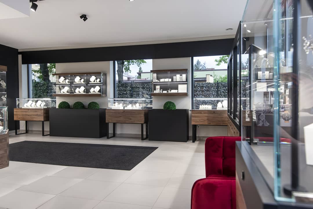 Vitrine sécurisée en verre feuilleté pour bijouterie