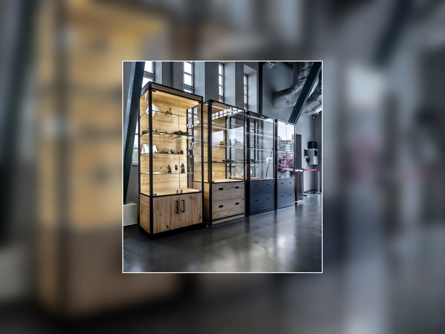 Ensemble vitrines hautes